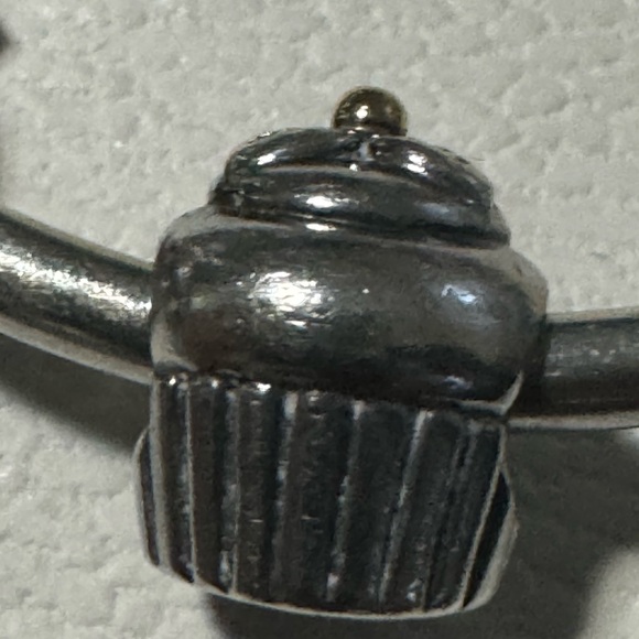 Authentic Pandora Cupcake Charm two tone - Picture 3 of 3
